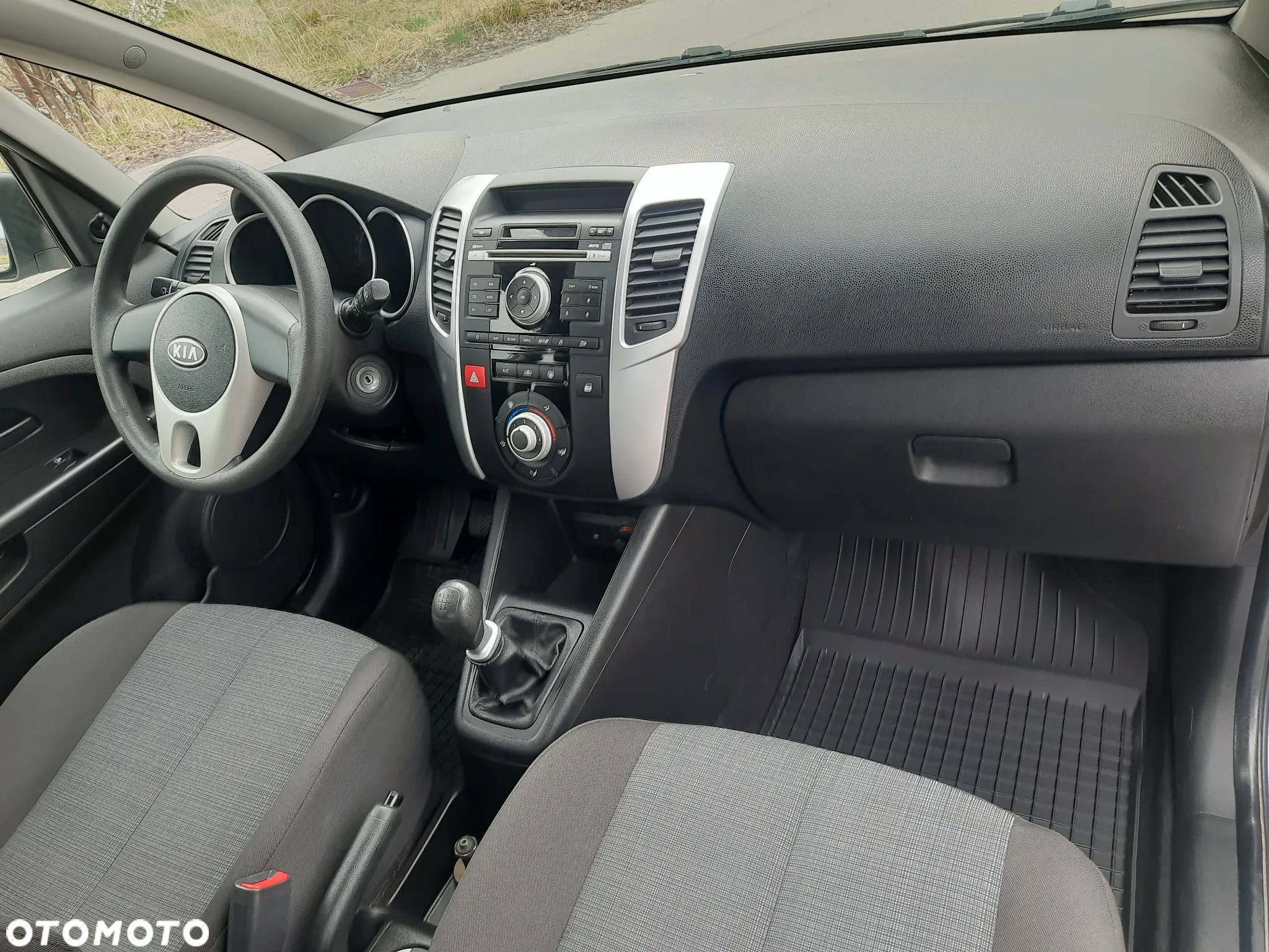 Kia Venga 1.4 L - 7