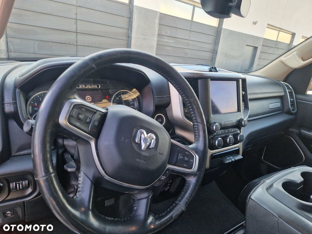 RAM 1500 5.7 Quad Cab Laramie - 7