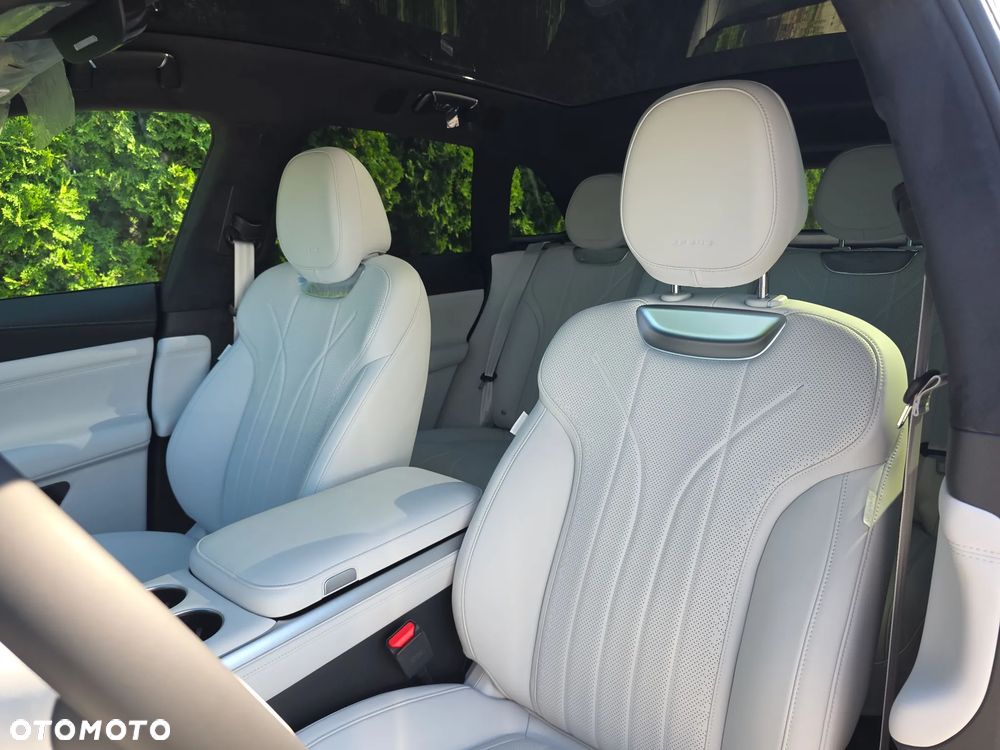 XPeng G9 94.6 kWh AWD Performance - 12