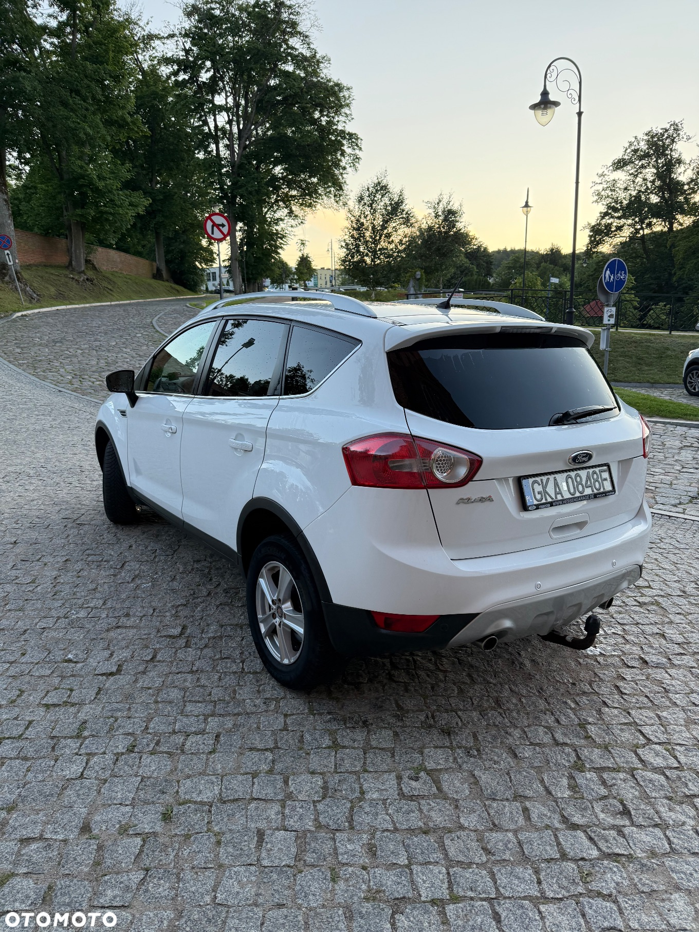 Ford Kuga 2.0 TDCi Titanium - 4