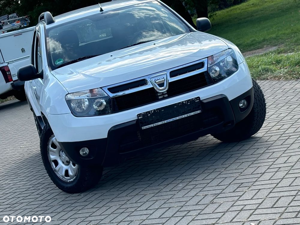 Dacia Duster 1.6 16V 4x4 - 9
