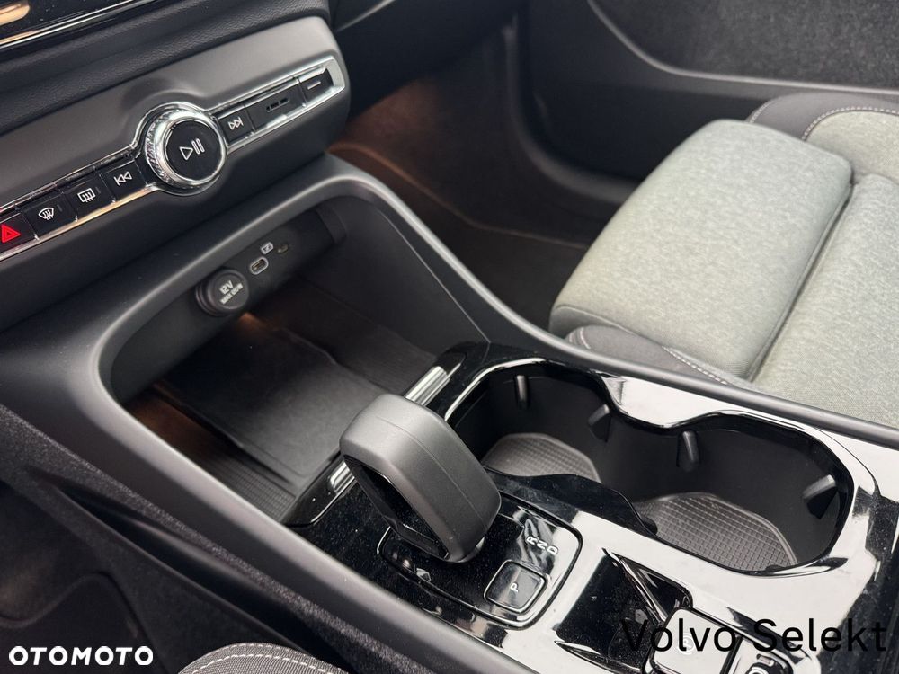 Volvo XC 40 - 14