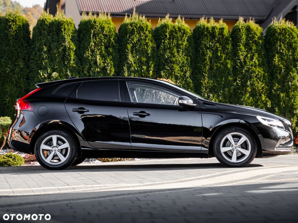 Volvo V40 D2 Drive-E Momentum - 6