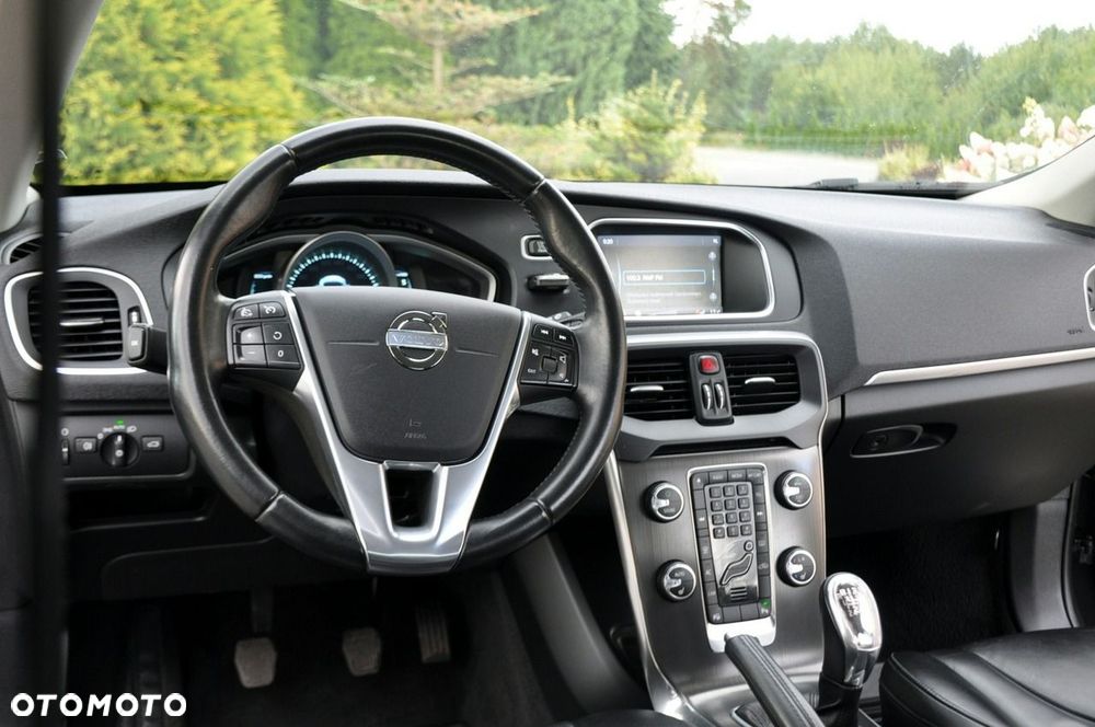 Volvo V40 - 30