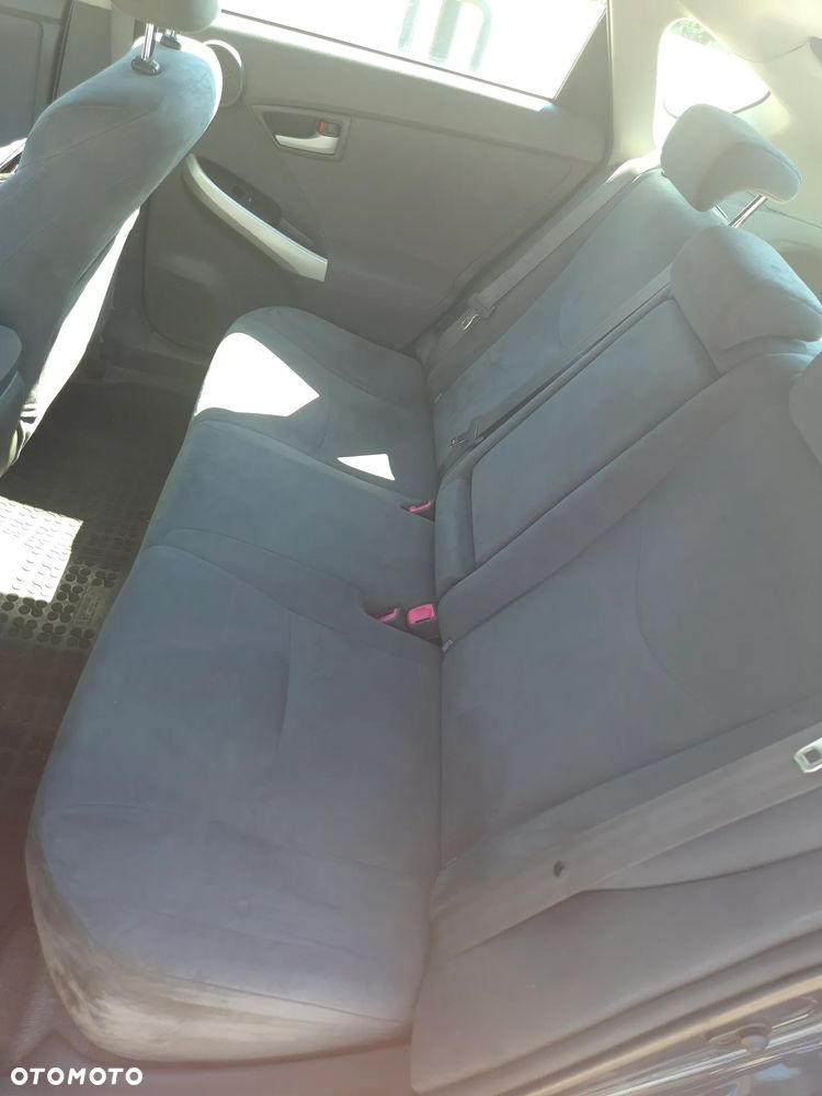 Toyota Prius 1.8 HSD Prestige - 28