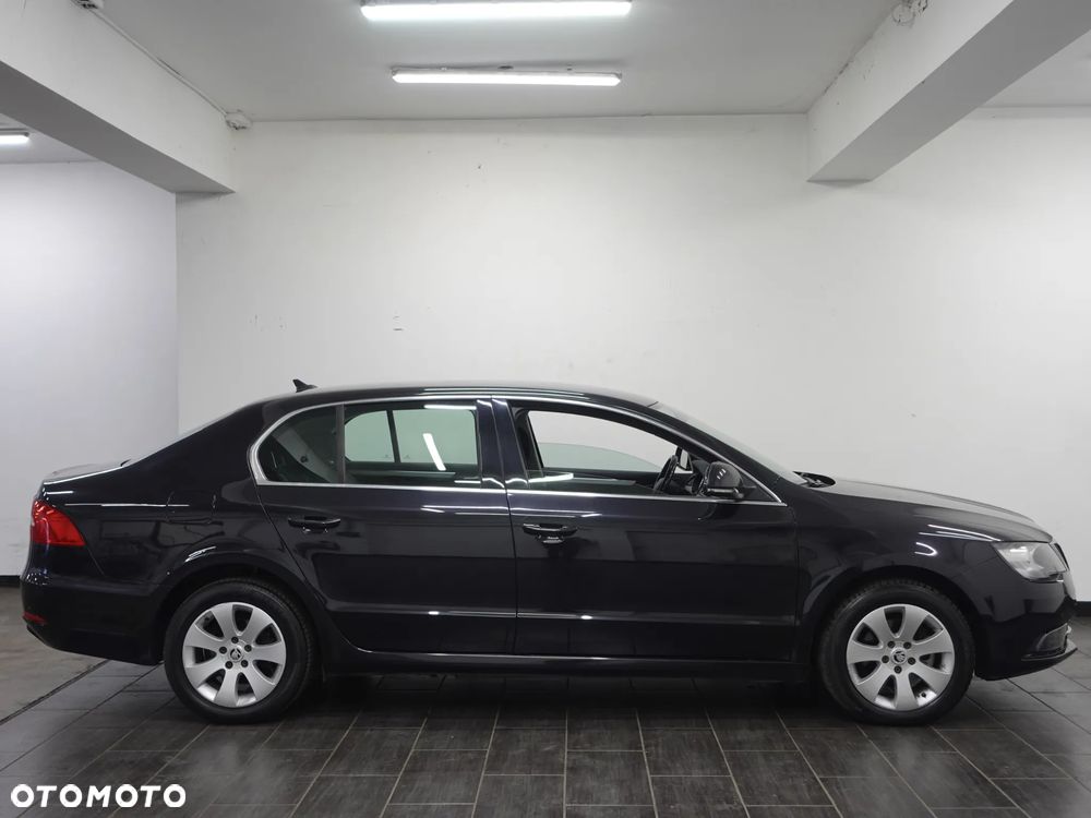 Skoda Superb 1.6 TDI Green tec Ambition - 10