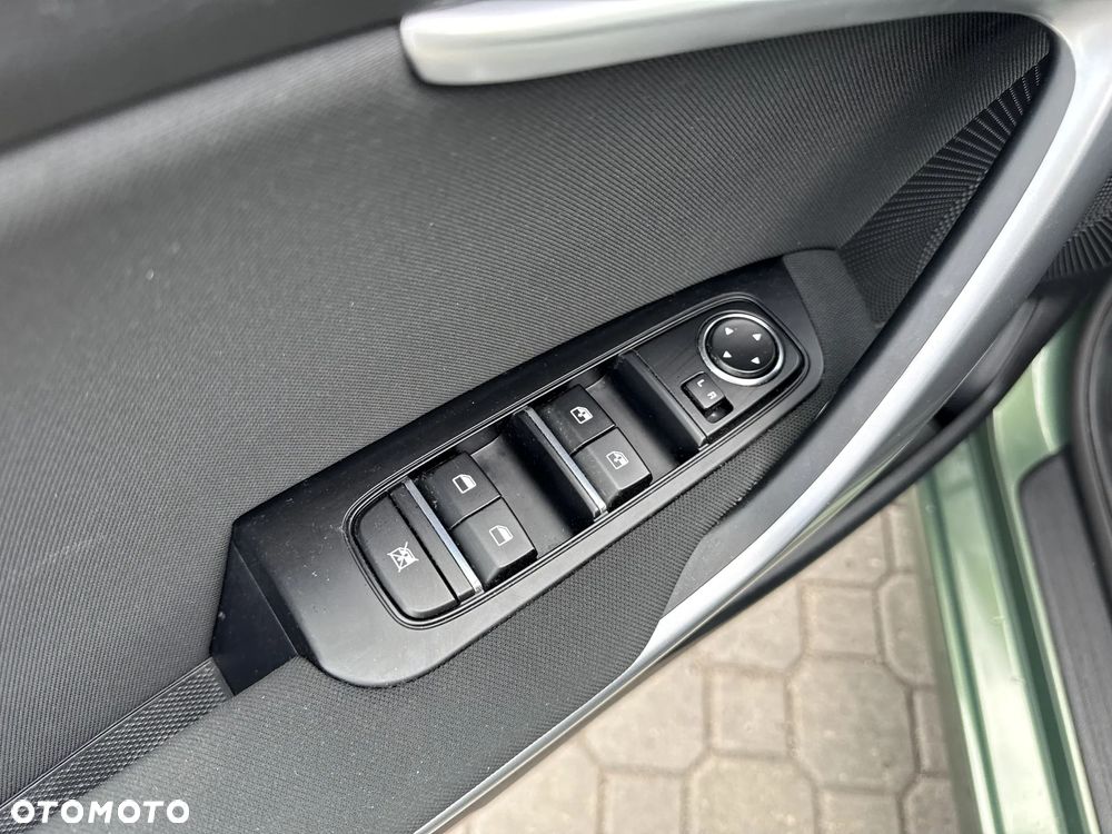 Kia Ceed 1.5 T-GDI M DCT - 20
