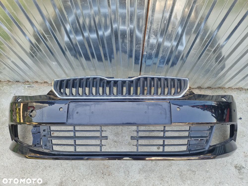 Skoda Fabia 3 6V0 Zderzak Przód Przedni 4PDC SPR