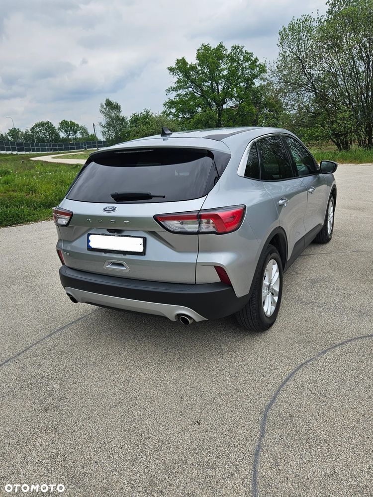 Ford Kuga - 4