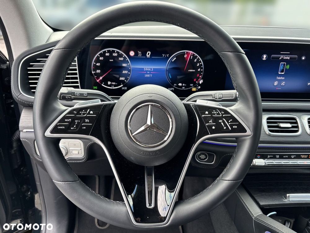 Mercedes-Benz GLE - 12