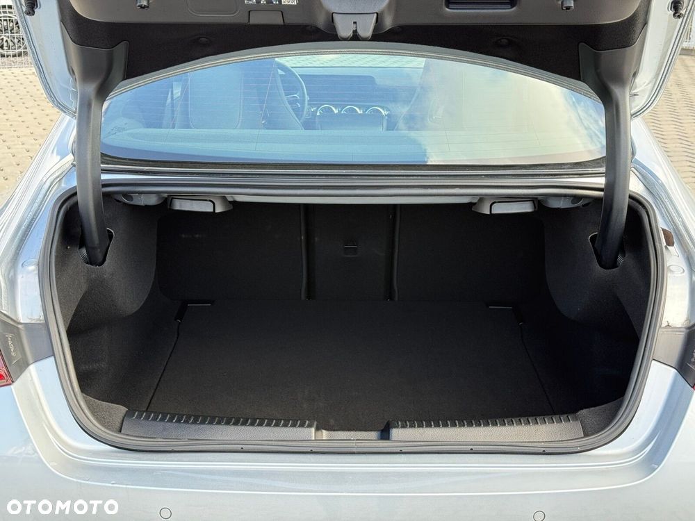 Mercedes-Benz CLA 200 AMG Line 7G-DCT - 29