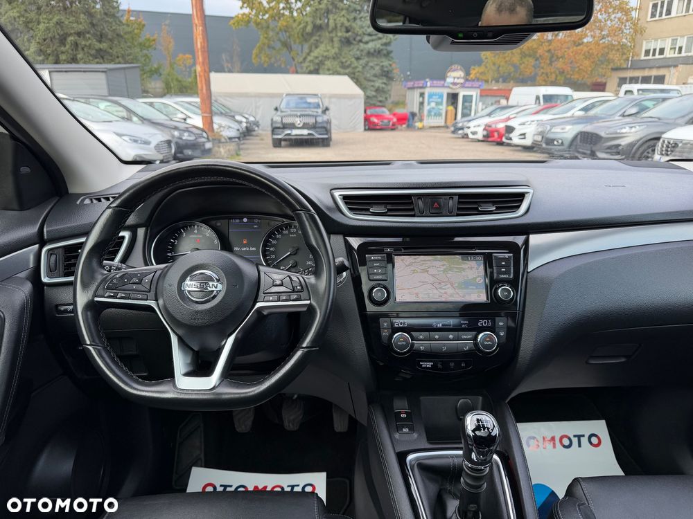 Nissan Qashqai 1.3 DIG-T Tekna - 17