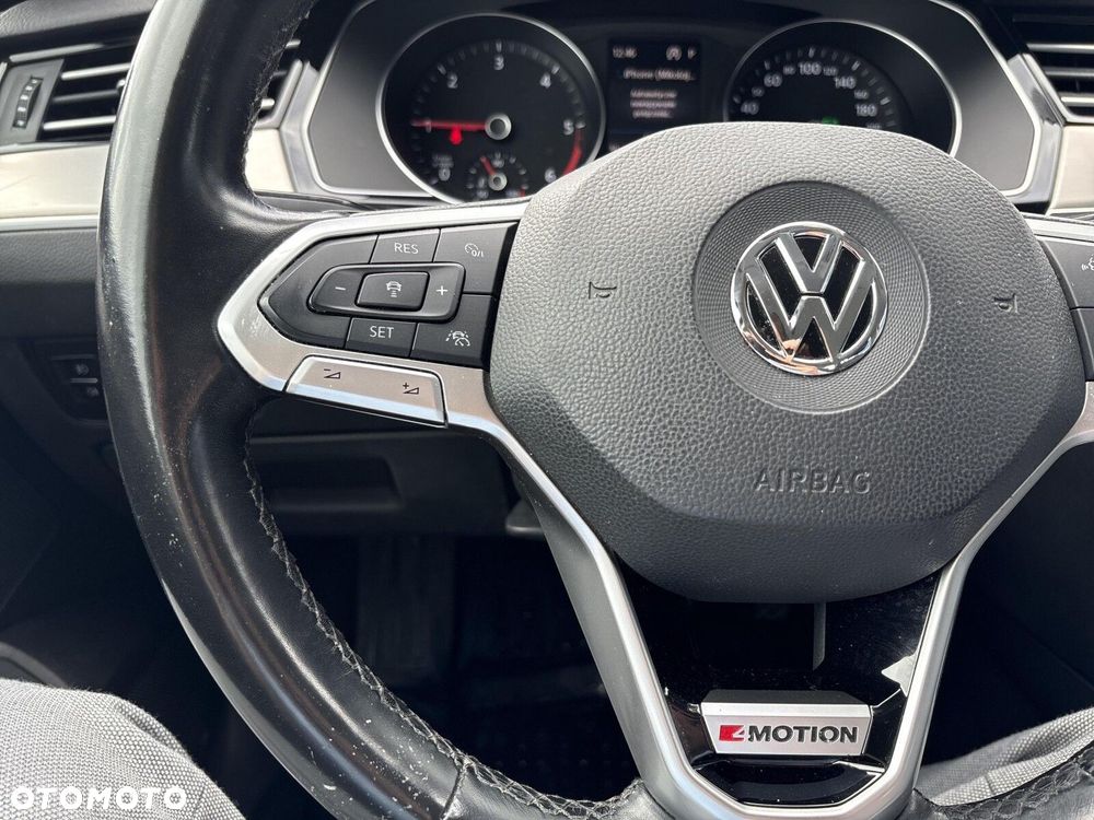 Volkswagen Passat 2.0 TDI 4Mot Elegance DSG - 17