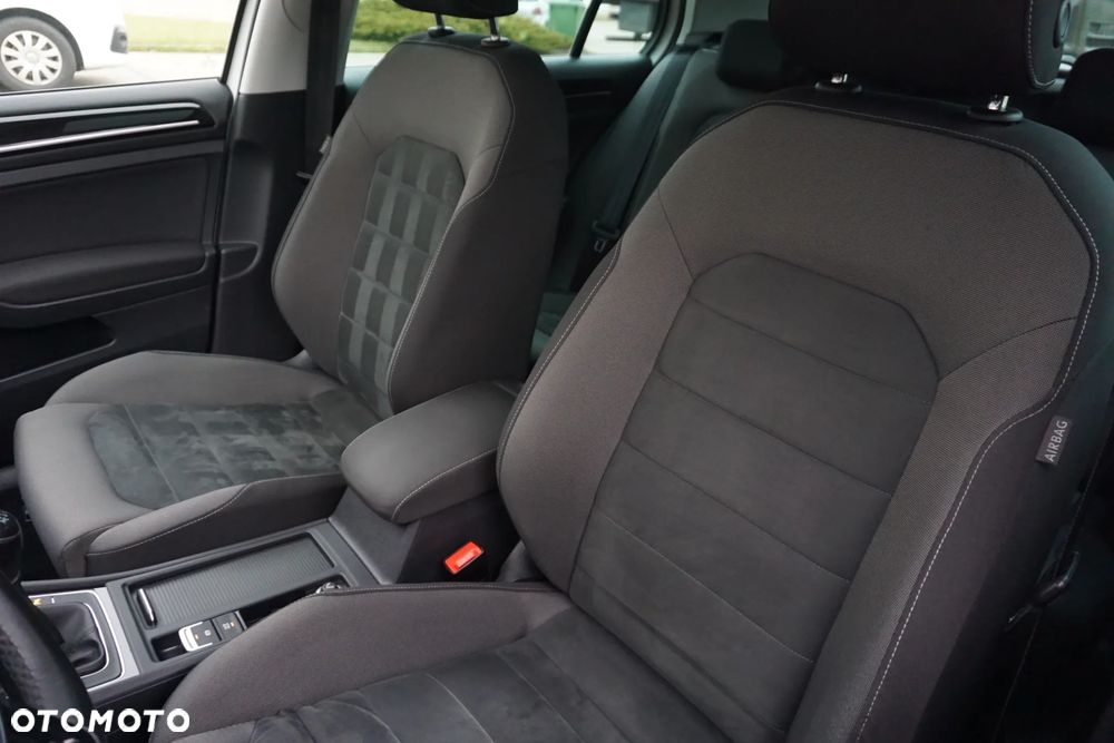 Volkswagen Golf 1.5 TSI ACT OPF BlueMotion Highline - 27