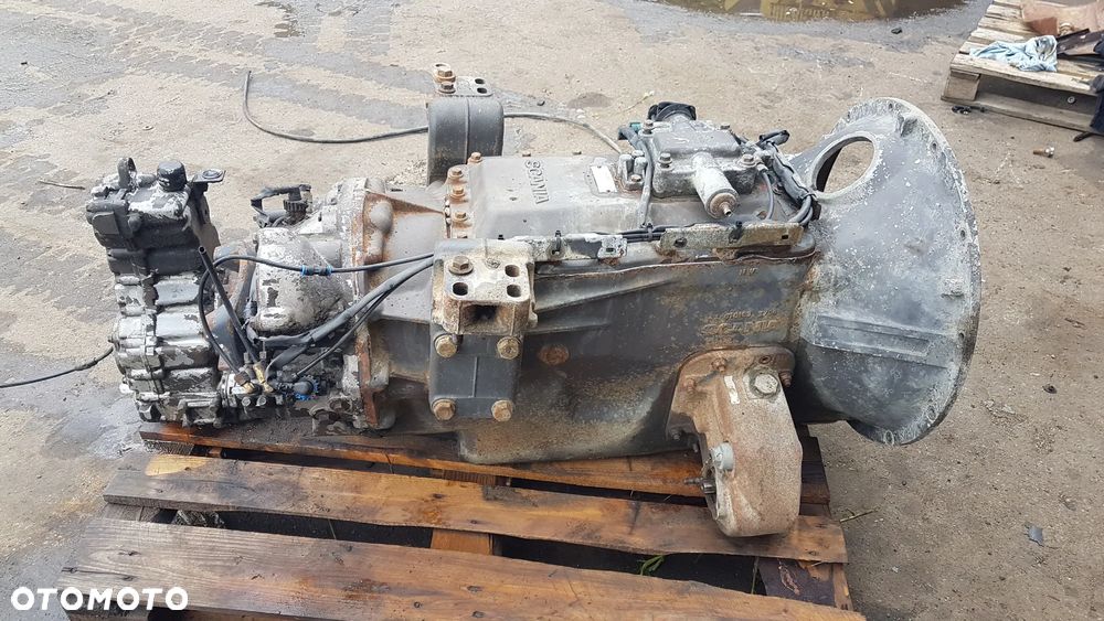 SKRZYNIA BIEGÓW GRS900 R SCANIA R - 2