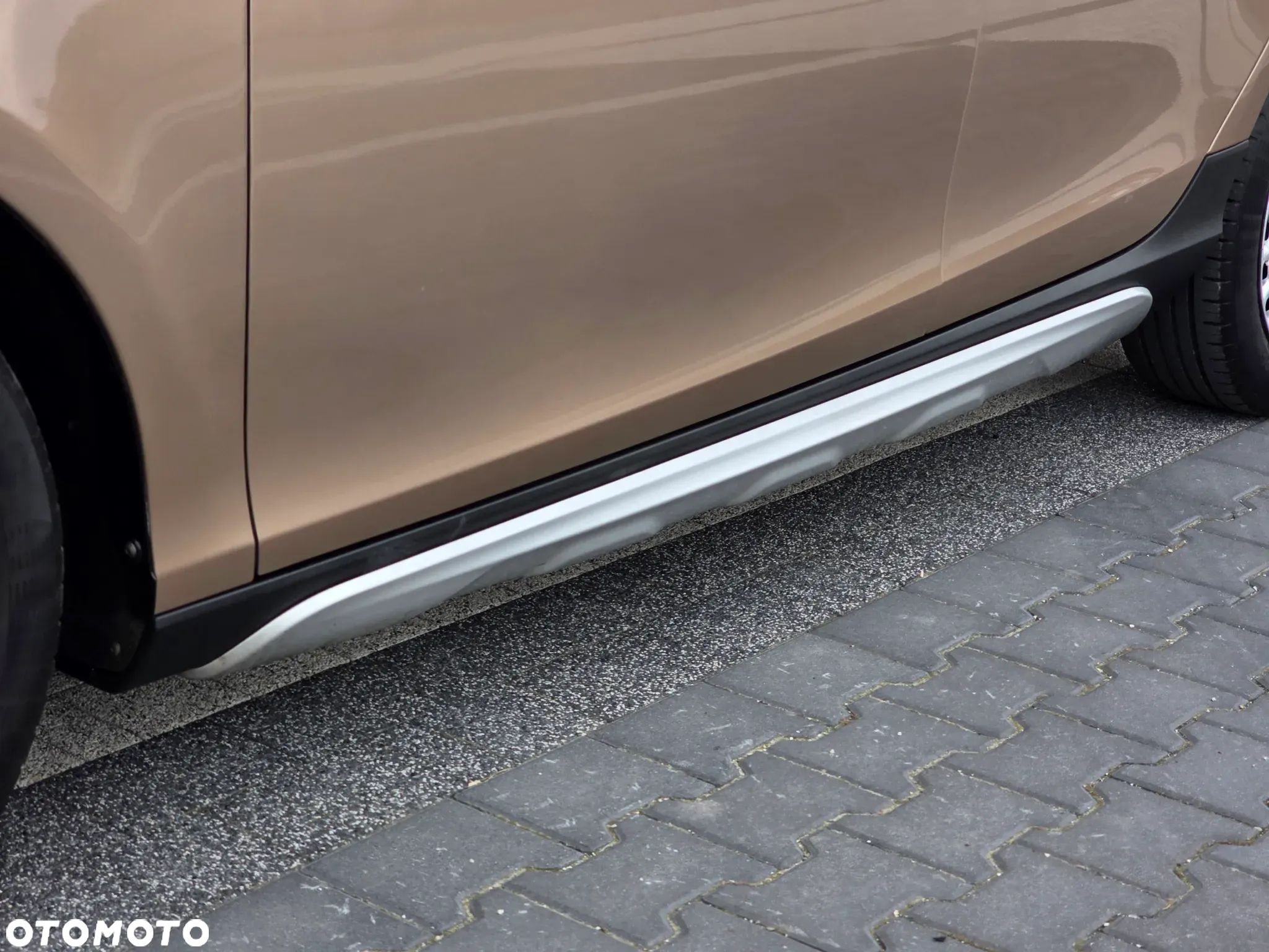 Volvo V40 D2 Momentum - 13