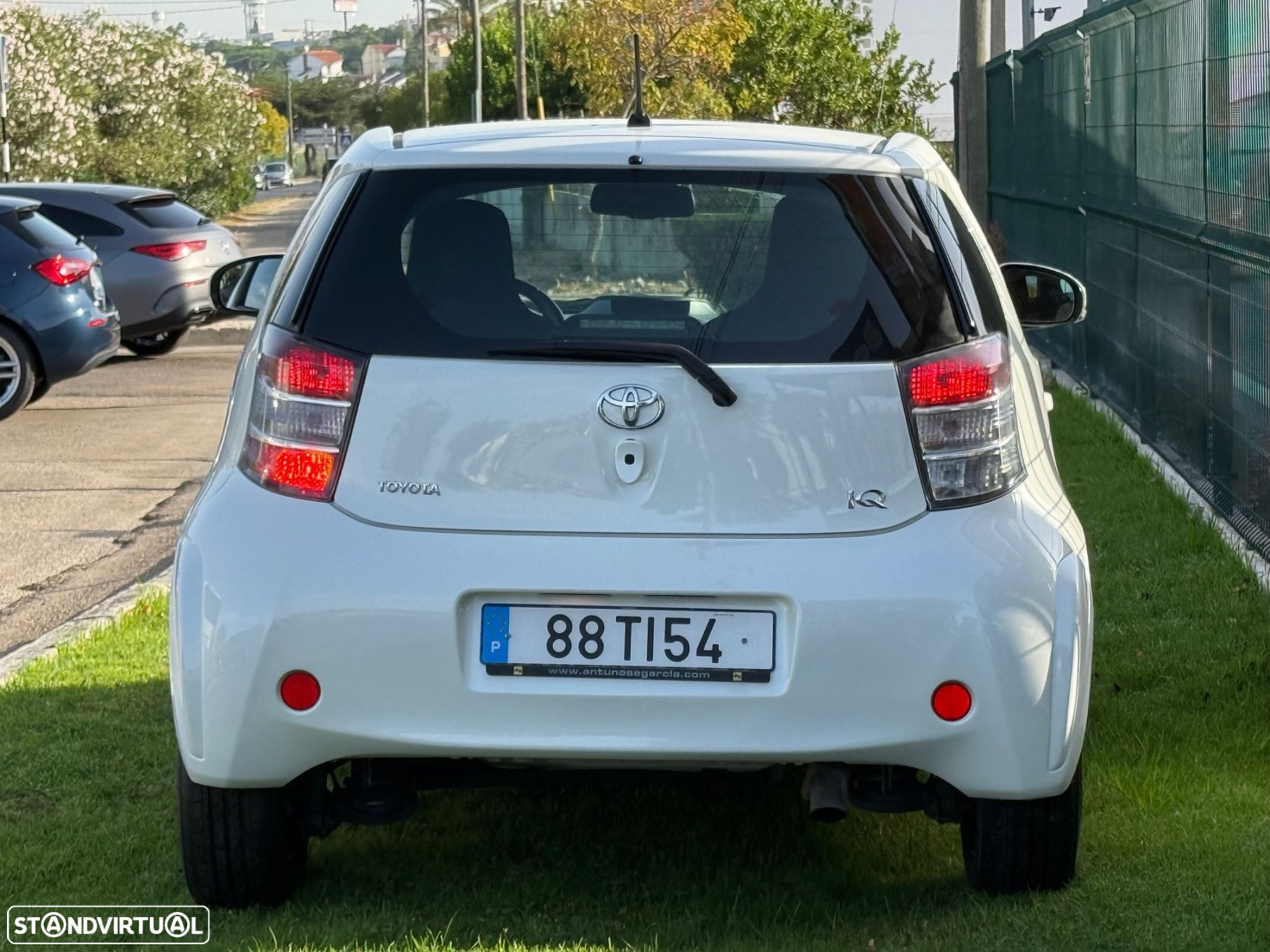 Toyota iQ 1.33 VVT-i - 31