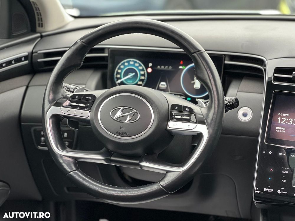 Hyundai Tucson 1.6 l 215 CP 4WD 6AT HEV Luxury - 18