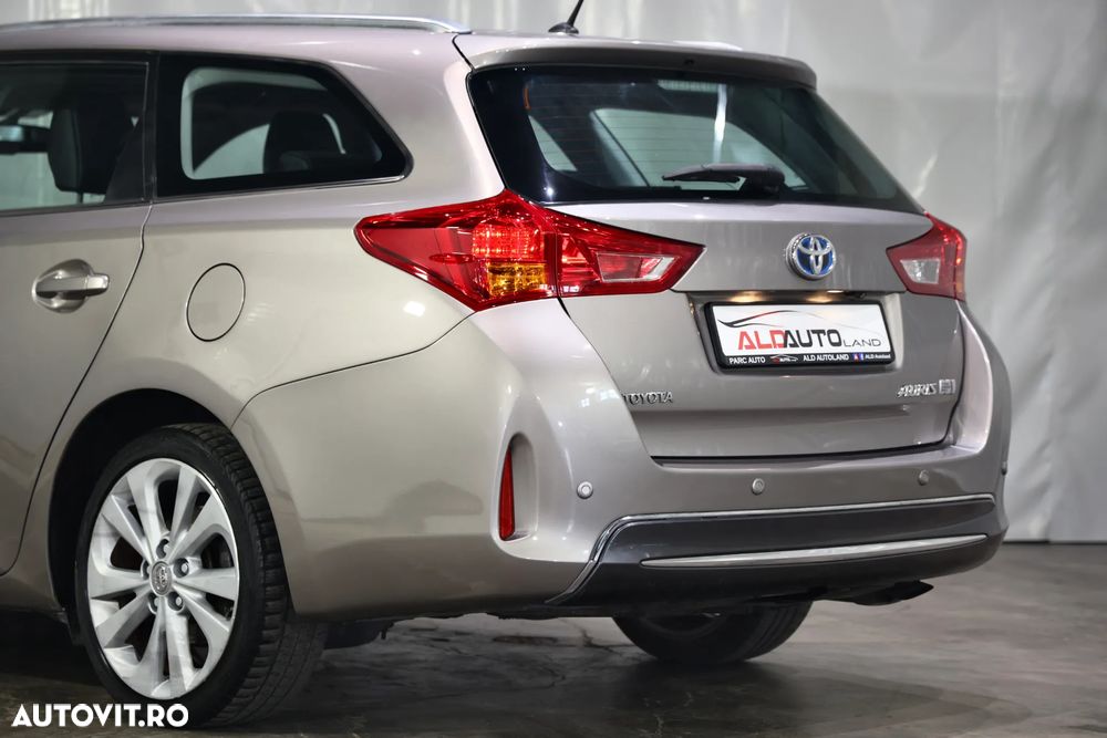 Toyota Auris - 31