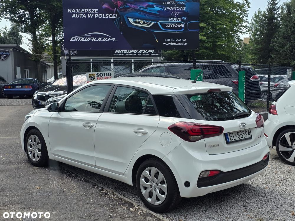 Hyundai i20 1.2 Comfort - 12