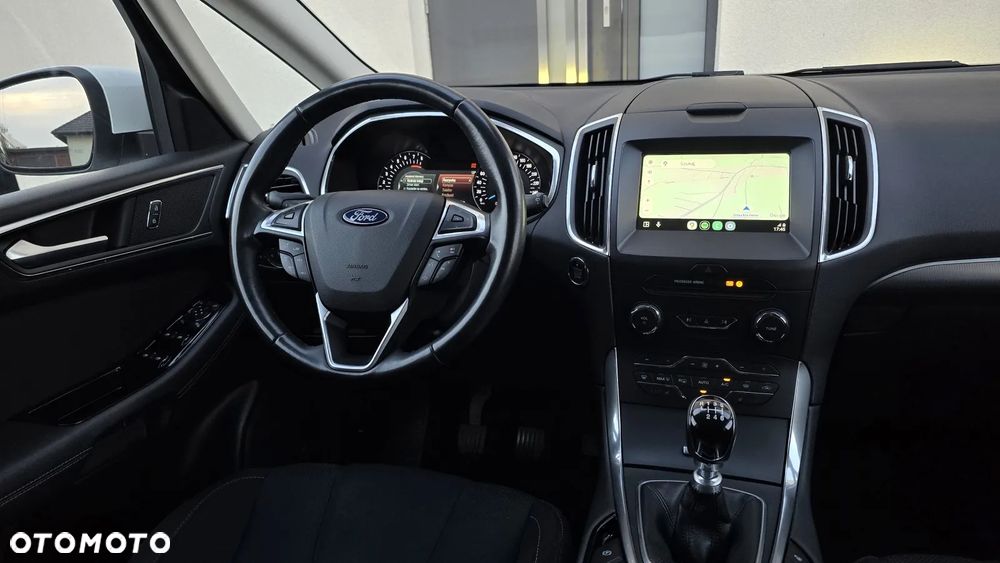 Ford S-Max 1.5 EcoBoost Titanium - 24