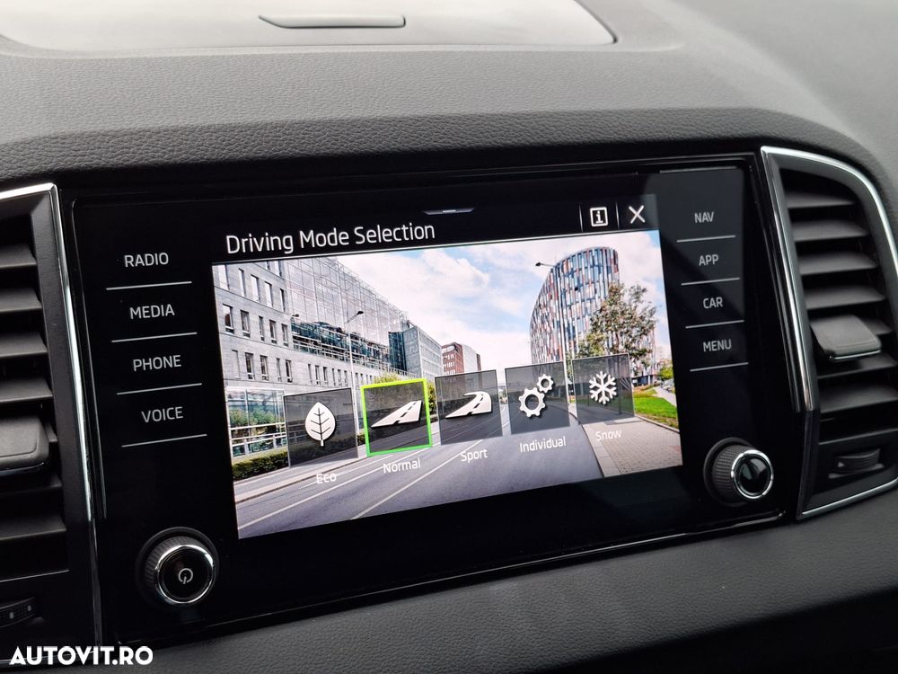 Skoda Karoq 2.0 TDI 4X4 DSG Style - 8