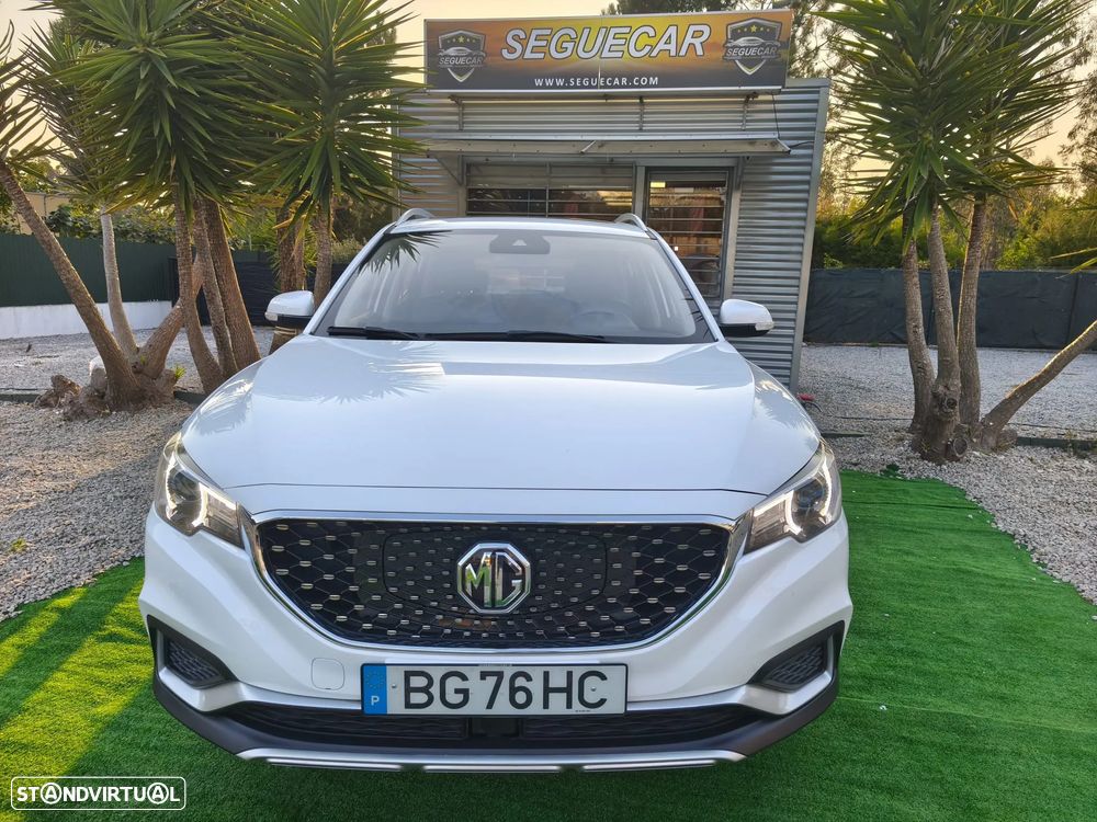 MG ZS EV Luxury - 2