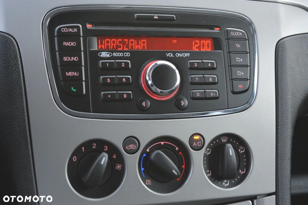 Ford Galaxy 2.0 Trend - 11