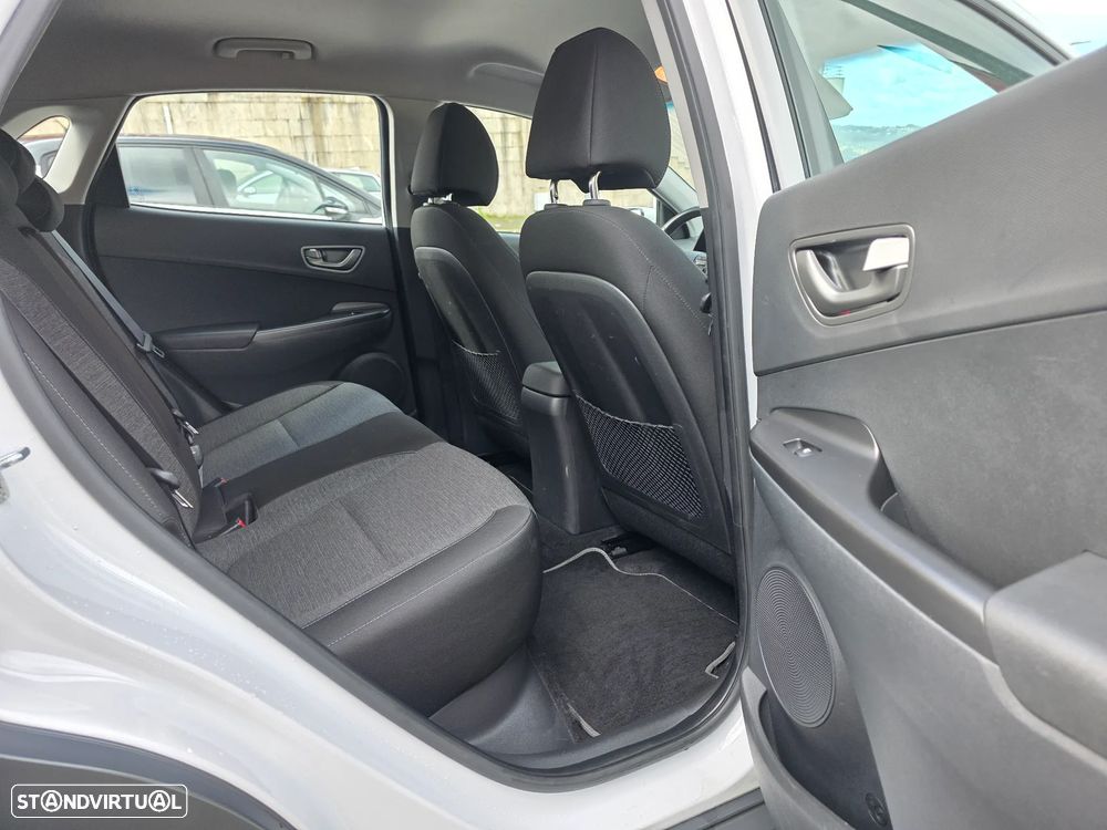 Hyundai Kauai Premium - 15