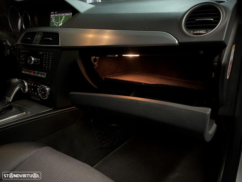 Mercedes-Benz C 250 - 12