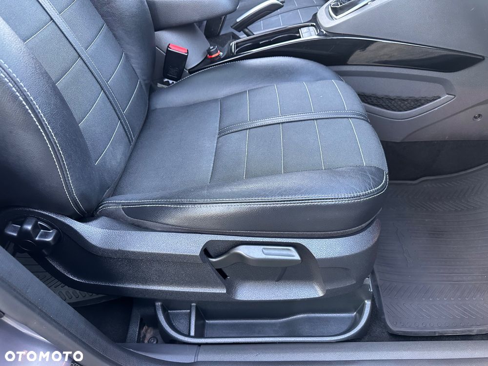 Ford Kuga 2.0 TDCi 4x4 Titanium - 15