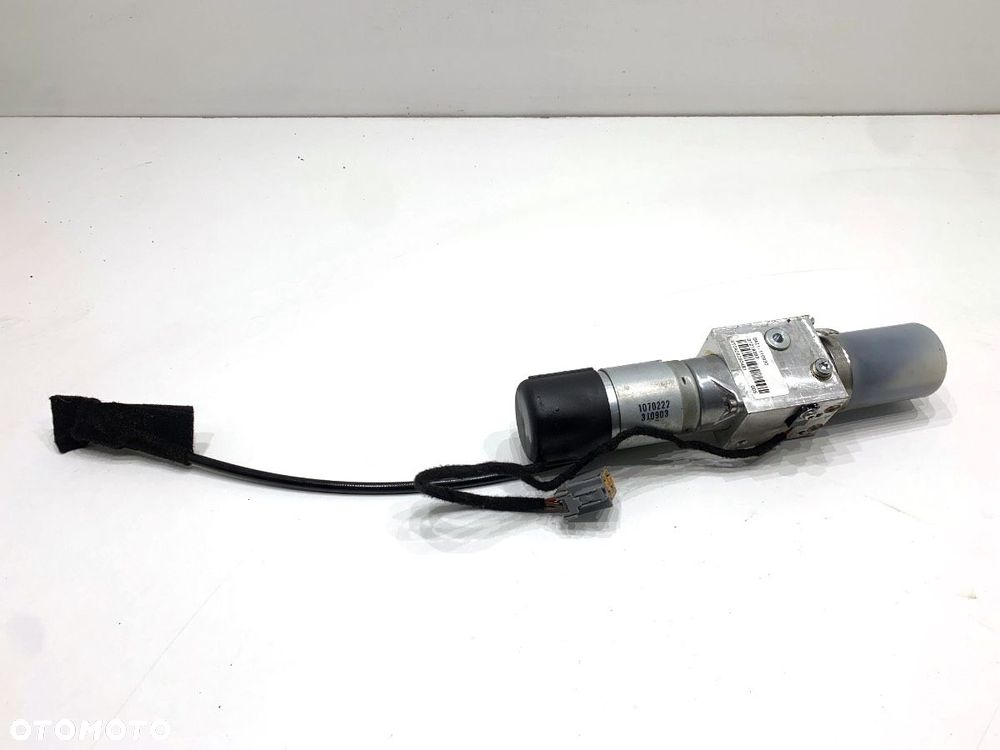 POMPA SIŁOWNIK KLAPY BAGAŻNIKA  VOLVO V70 III (135) 2007 - 2016 2.5 T 147 kW [200 KM] benzyna 2007 - 1