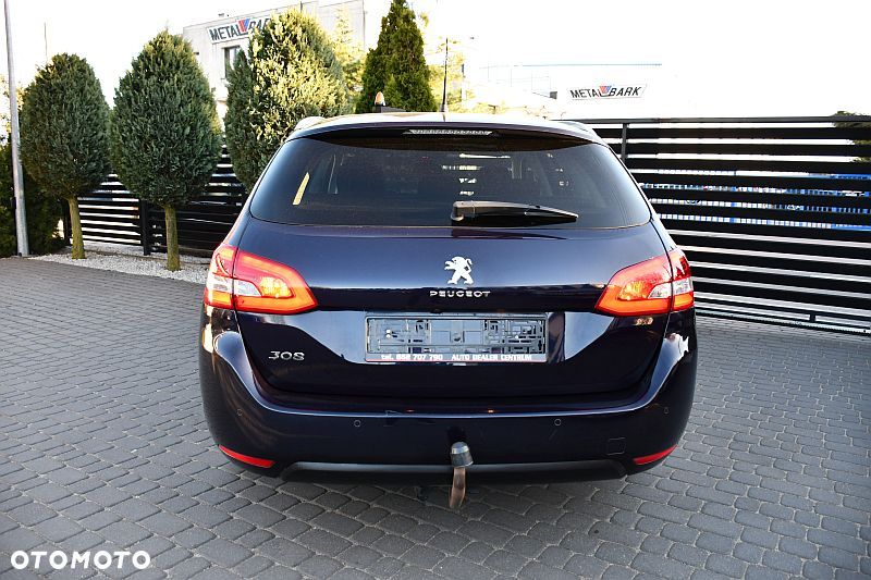 Peugeot 308 BlueHDi 130 EAT8 Stop & Start Allure Pack - 31