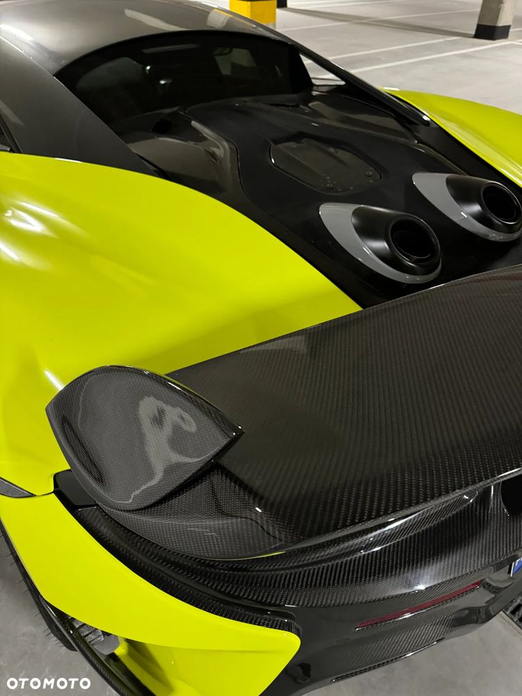 McLaren 570S Coupe Standard - 12