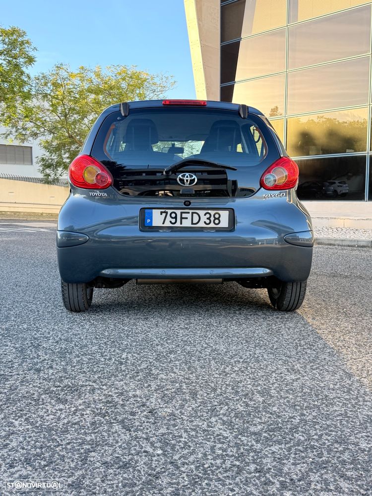 Toyota Aygo 1.0 Plus Sport Pack MM - 4