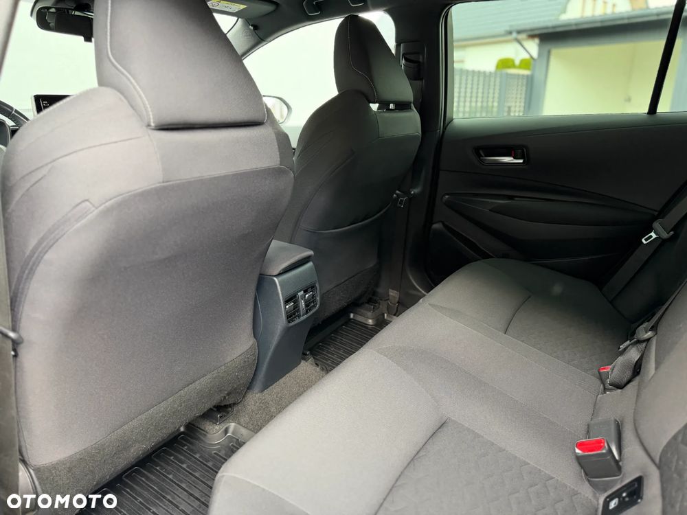 Toyota Corolla 1.8 Hybrid Comfort - 24