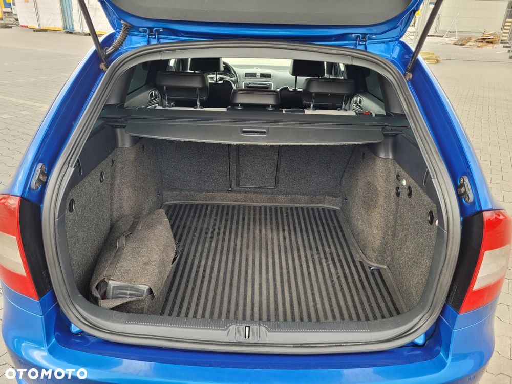 Skoda Octavia 2.0 TDI DPF RS - 12