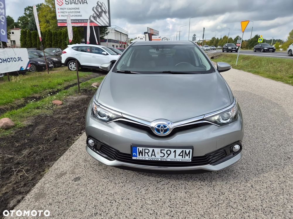 Toyota Auris 1.8 HSD Luna - 2