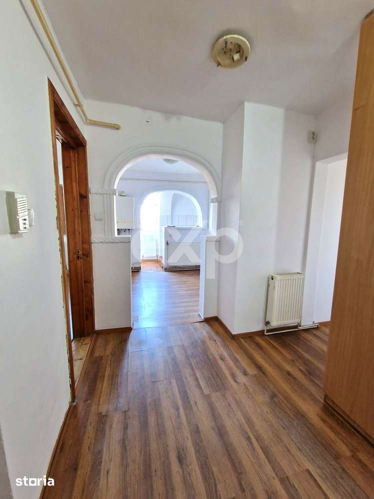 Apartament 3 camere Micro 4 ,et 7 — fotografia 1