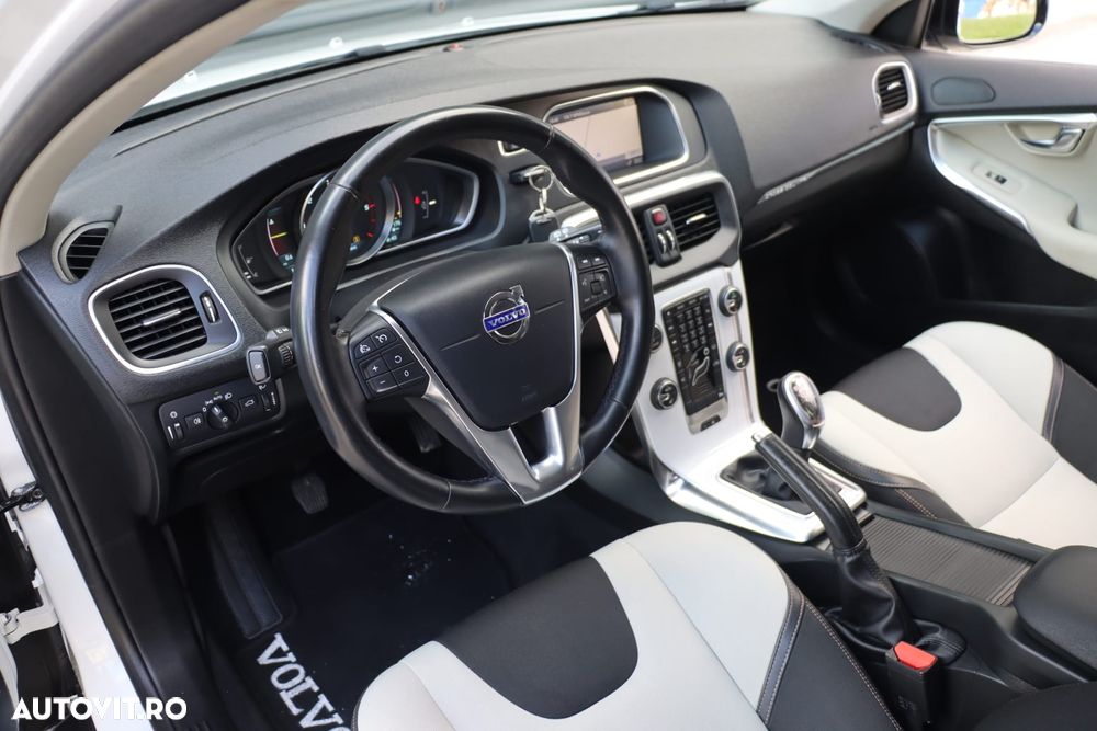 Volvo V40 - 9
