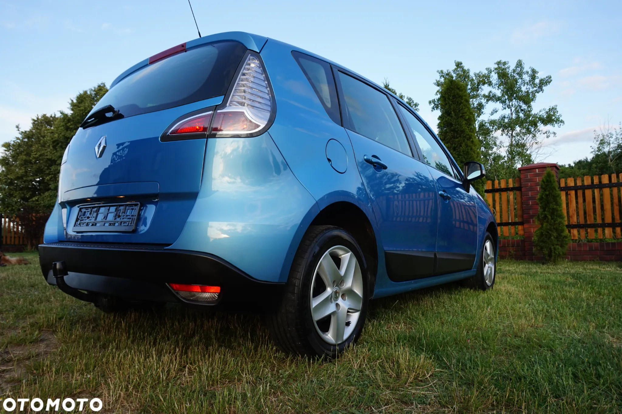 Renault Scenic 1.6 16V 110 TomTom Edition - 16