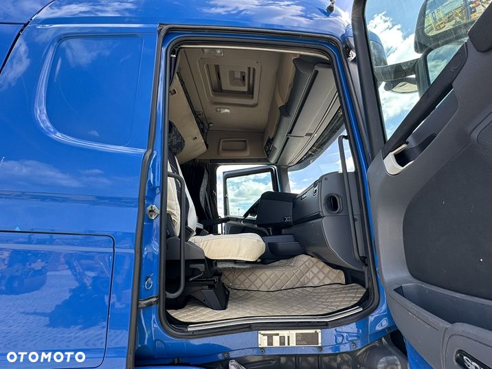 Scania R 450 CROWN EDITION - 23