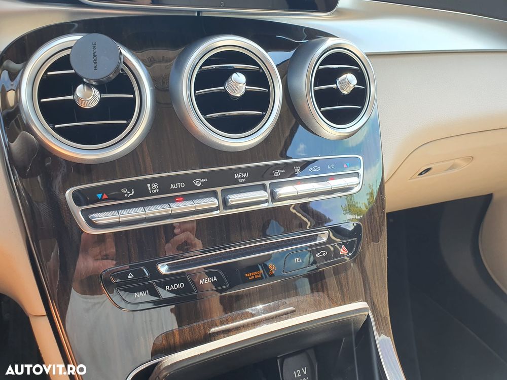 Mercedes-Benz GLC - 17