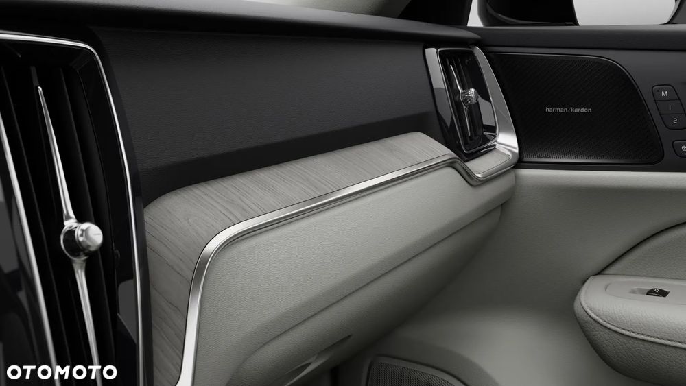 Volvo V60 B4 B Plus Dark - 14