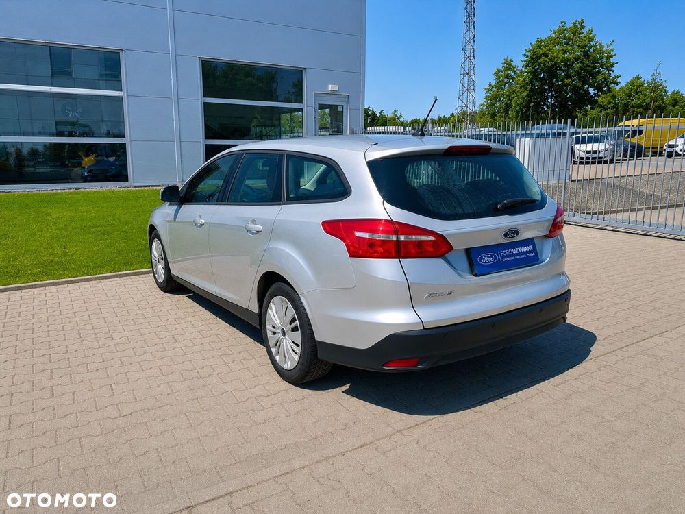 Ford Focus 1.5 TDCi Trend - 6