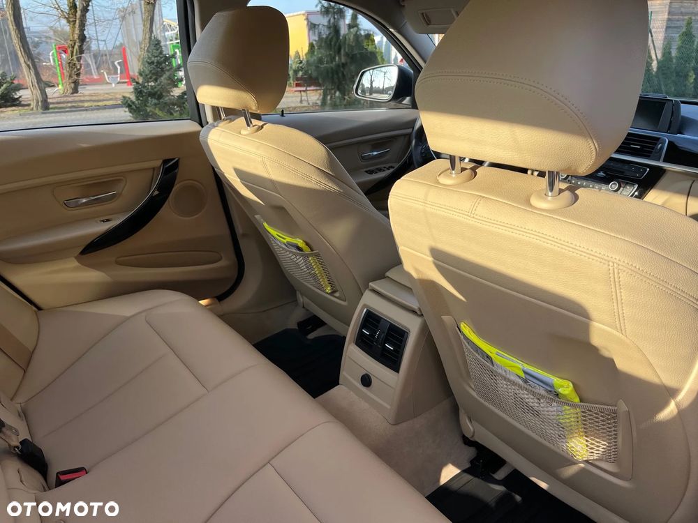 BMW Seria 3 318i - 7