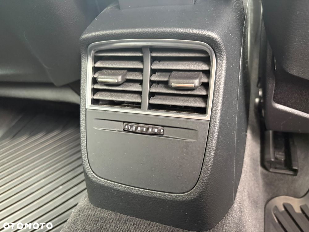 Audi A3 Sportback 1.2 TFSI S tronic Ambiente - 17