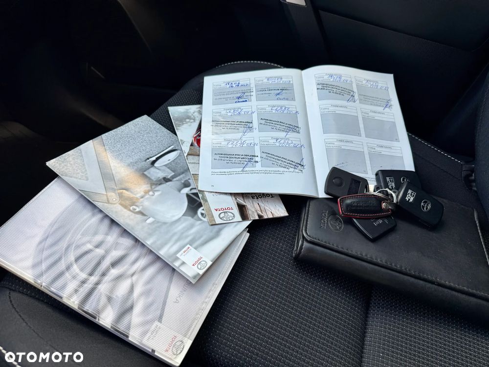 Toyota RAV4 Hybrid Premium 4x4 - 37
