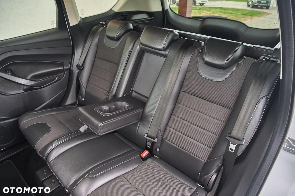 Ford Kuga 2.0 TDCi 2x4 Individual - 27