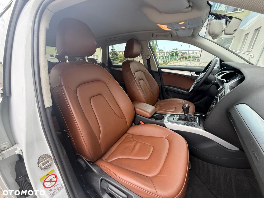Audi A4 Avant 2.0 TDI DPF Ambiente - 18